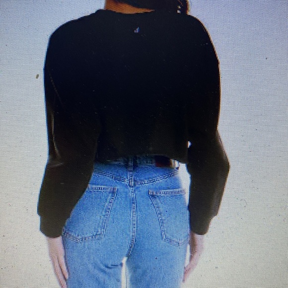 NWOT WeWoreWhat Black cropped Crewneck sweatshirt - Picture 2 of 12